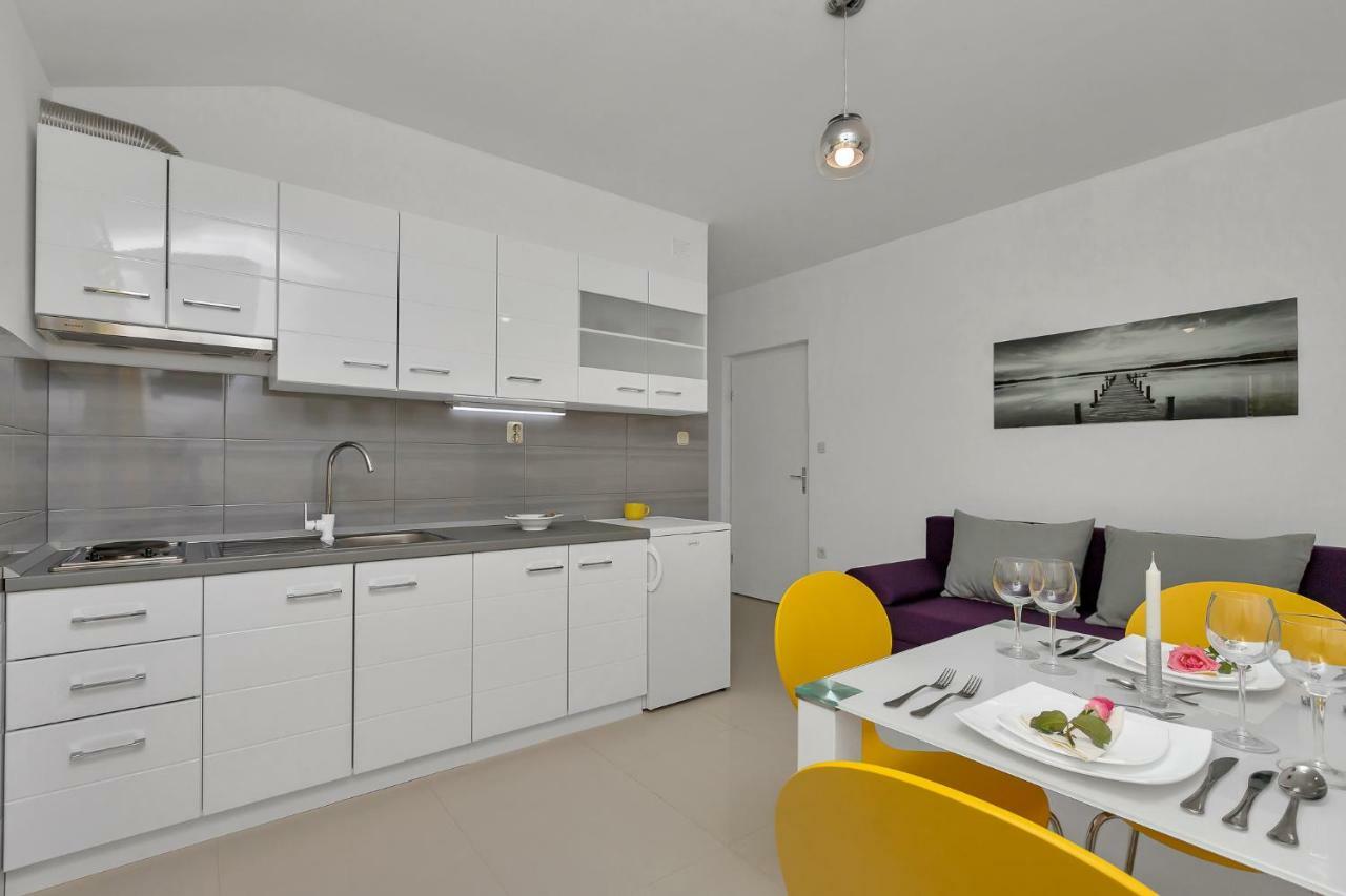 Apartments Smiljka Макарска Экстерьер фото