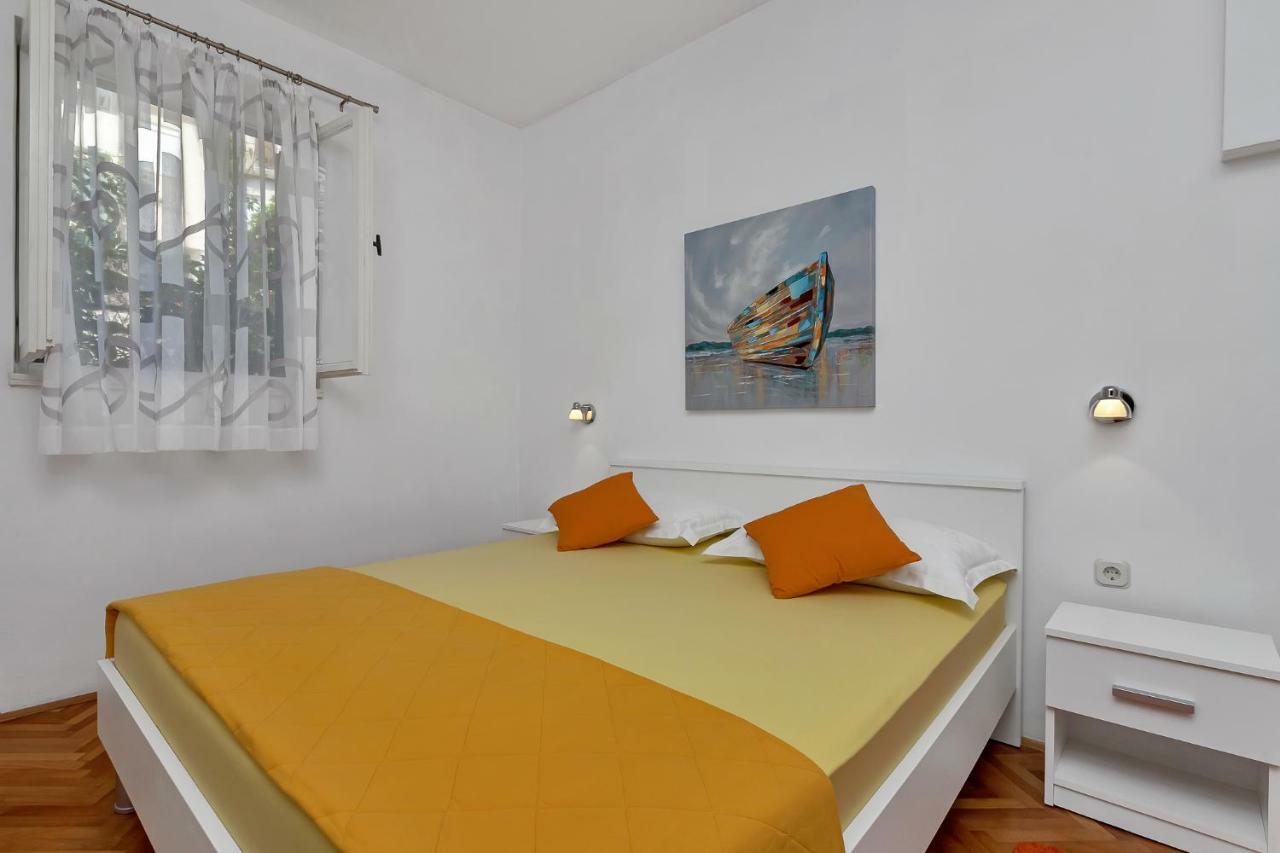 Apartments Smiljka Макарска Экстерьер фото